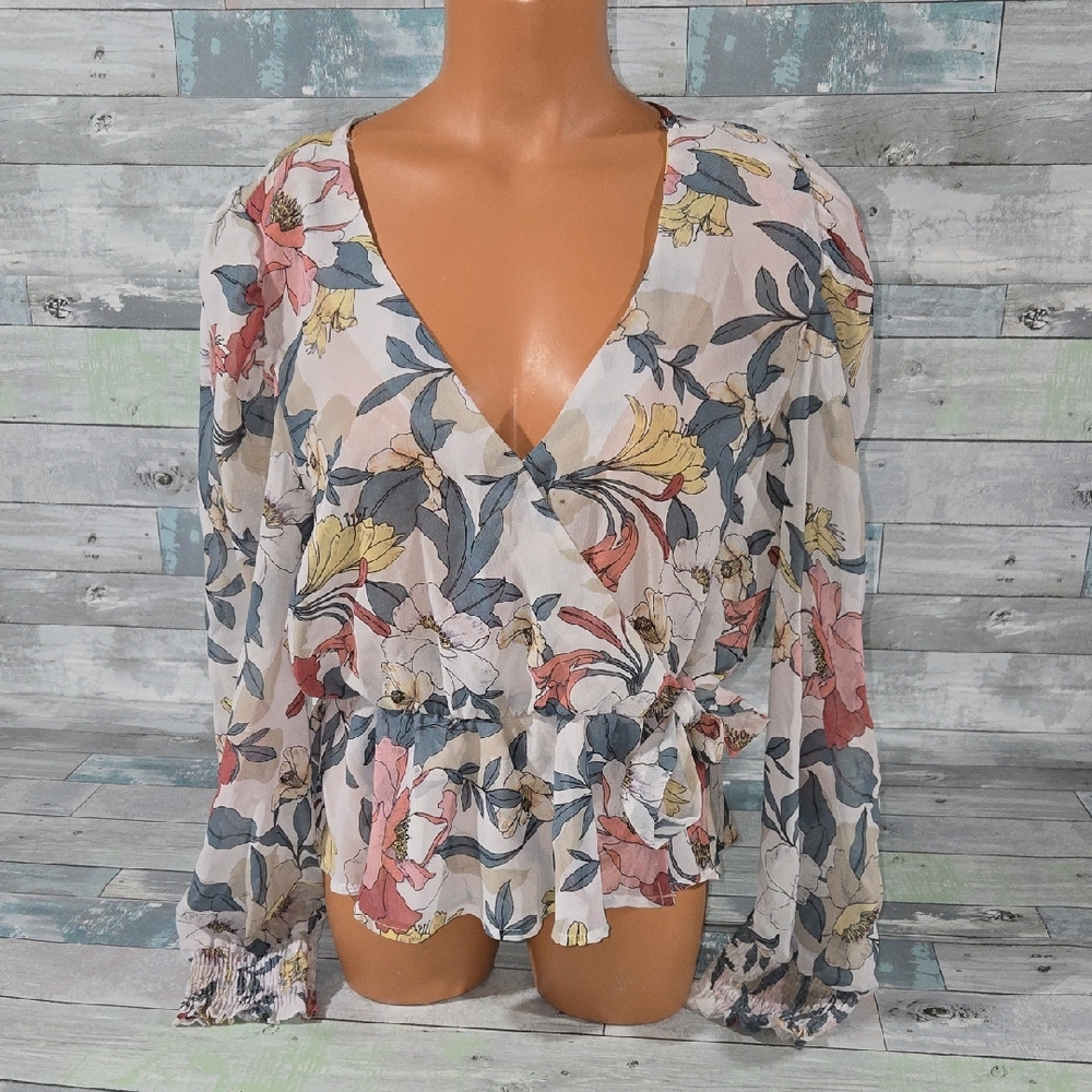 Floral V-Neck Streetwear Society Shirt/Blouse/Top Sz X-Large